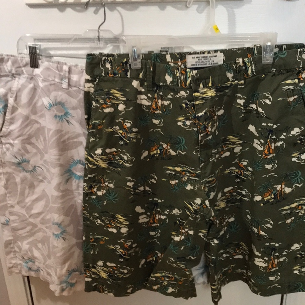 Old Navy mens board shorts size 38 waist lot of 2 pair Preowned